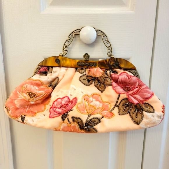 Handbags - Beaded floral fabric purse-
